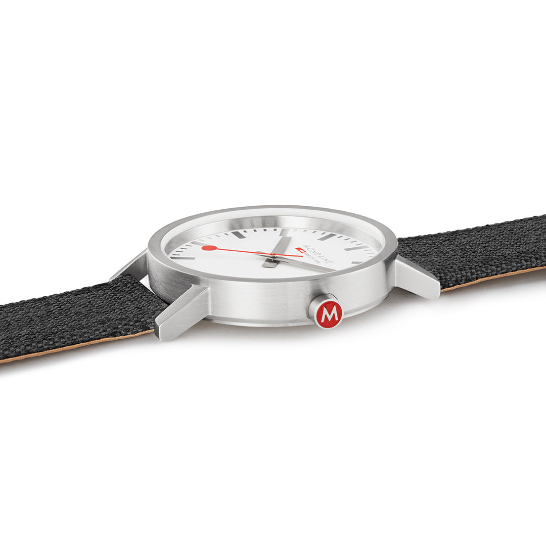 mondaine classic seasonal black 40mm