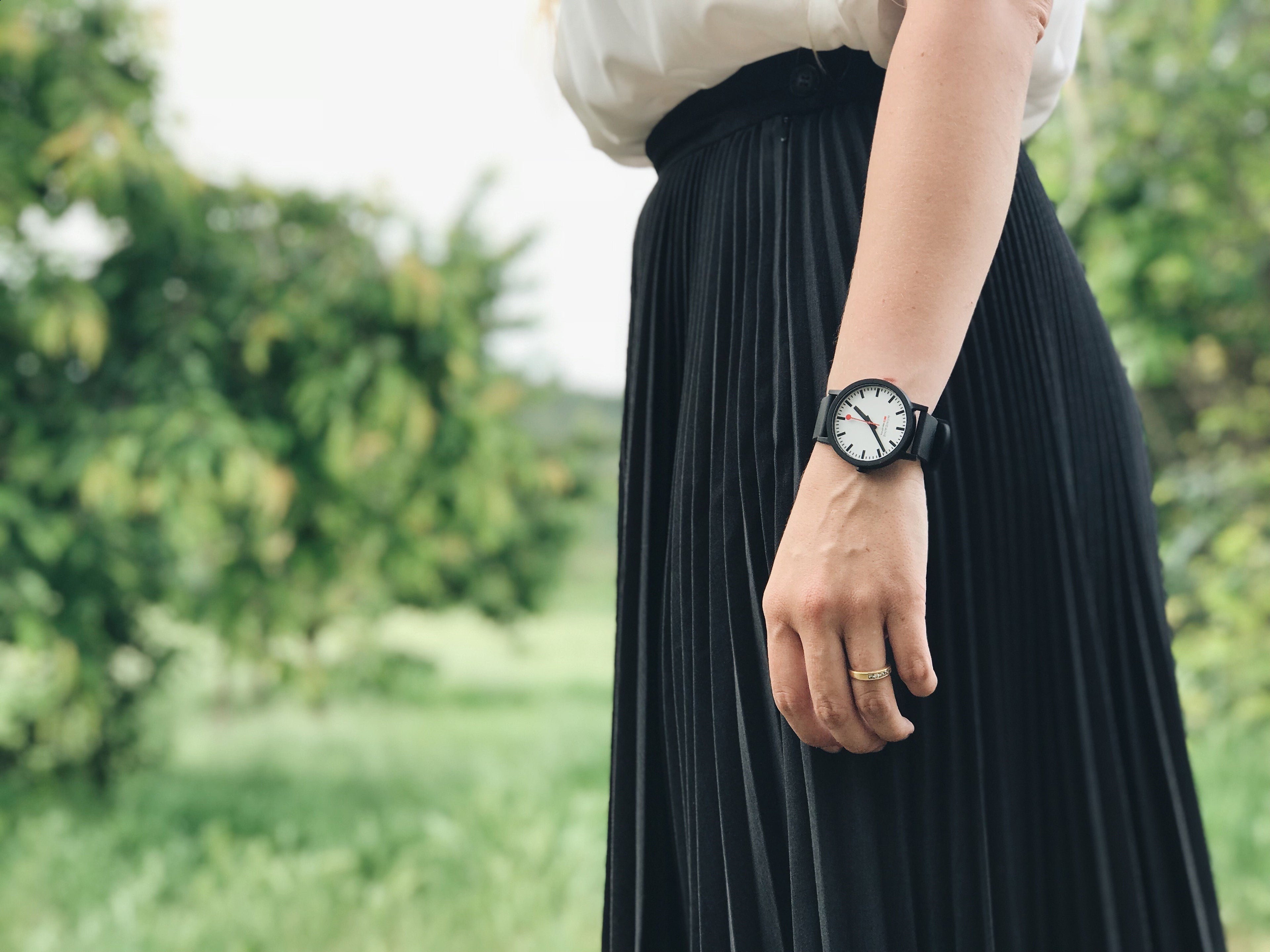 Mondaine essence white dial 41mm