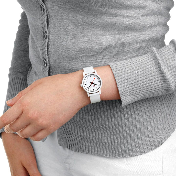 【NEW】エッセンス 32mm ホワイト