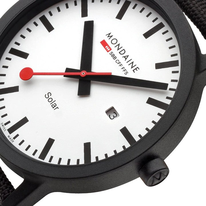 NEW】エッセンス ソーラー 41mm ブラック – MONDAINE JAPAN ONLINE STORE