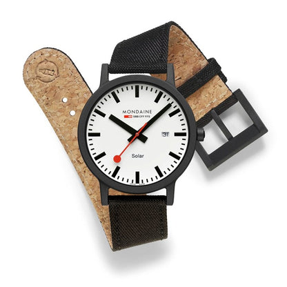 【NEW】エッセンス ソーラー 41mm ブラック