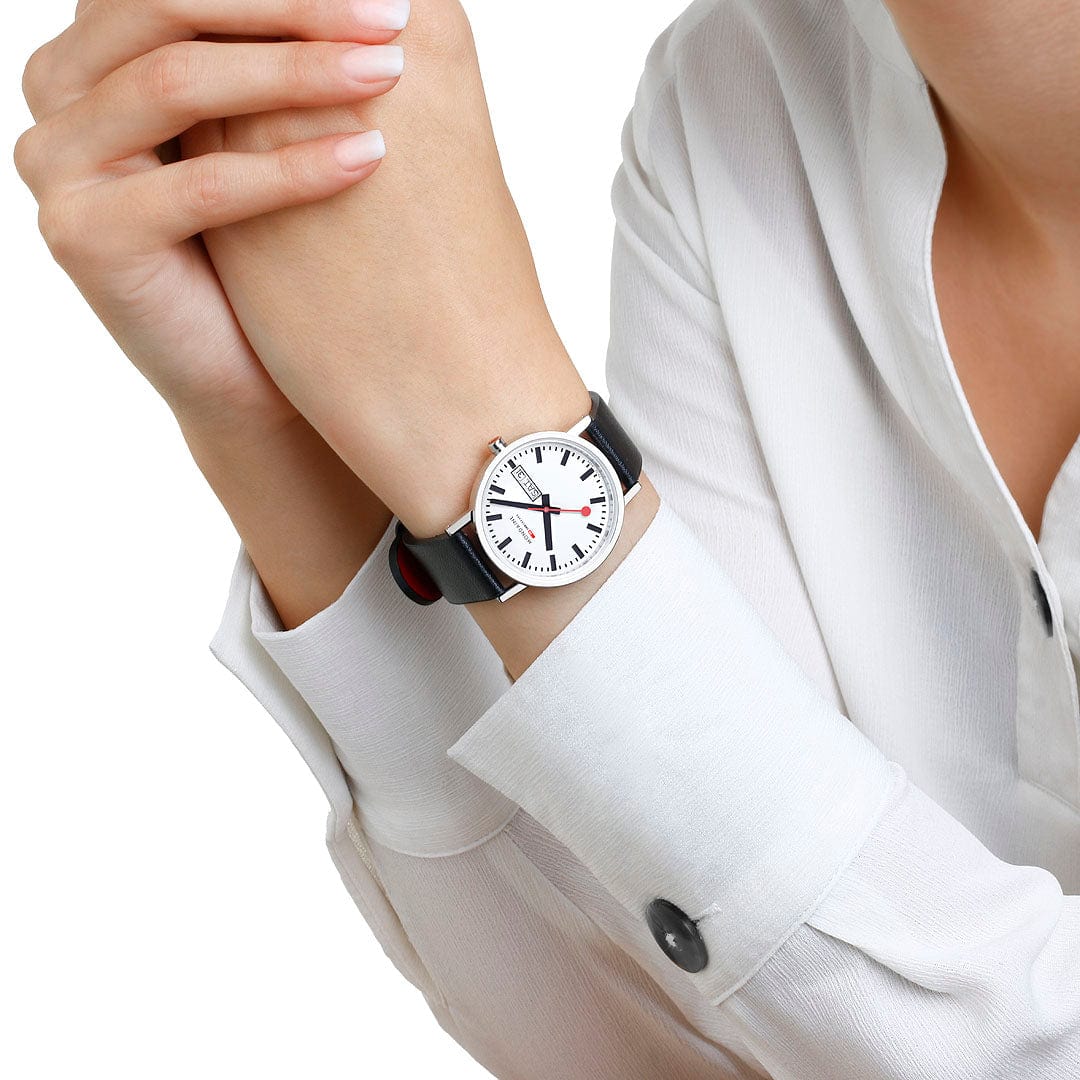 クラシック デイデイト 36mm グレープビーガンレザー – MONDAINE JAPAN