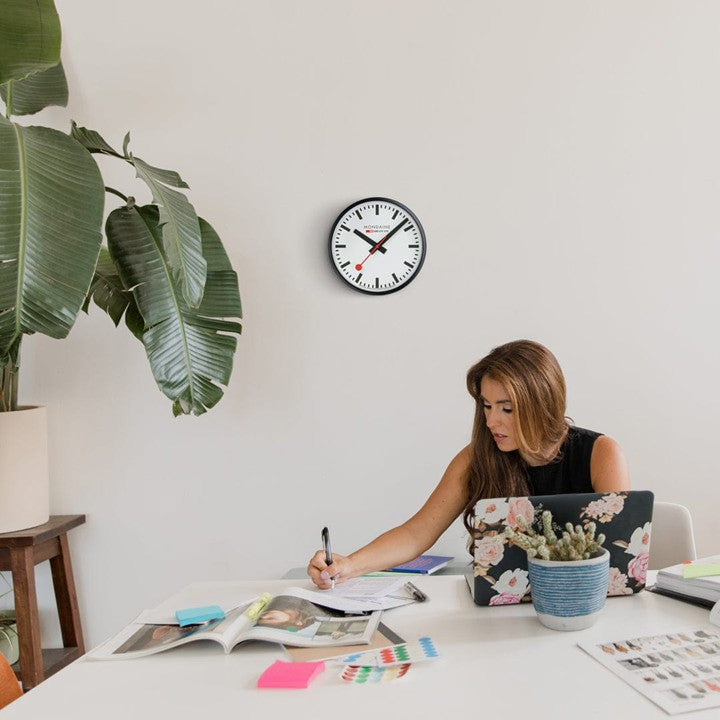 Clocks（クロック） – MONDAINE JAPAN ONLINE STORE