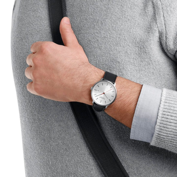 【NEW 12/10START】ドッピオ ソーラー 41mm ブラック ヴィーガングレープレザー