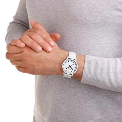 【NEW 12/10START】エッセンス 41mm ホワイト