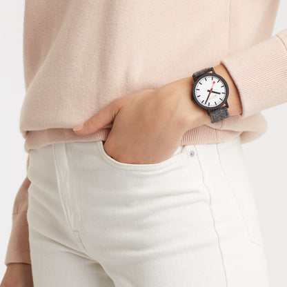 【SALE／ベルトセット】エッセンス 41mm ホワイトダイヤル フェルト